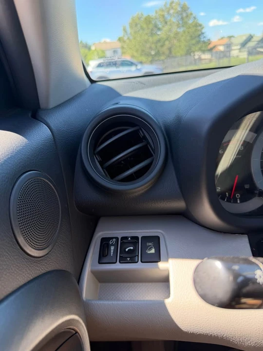 2010 Toyota RAV4 3rd Gen - Image 13 of 16