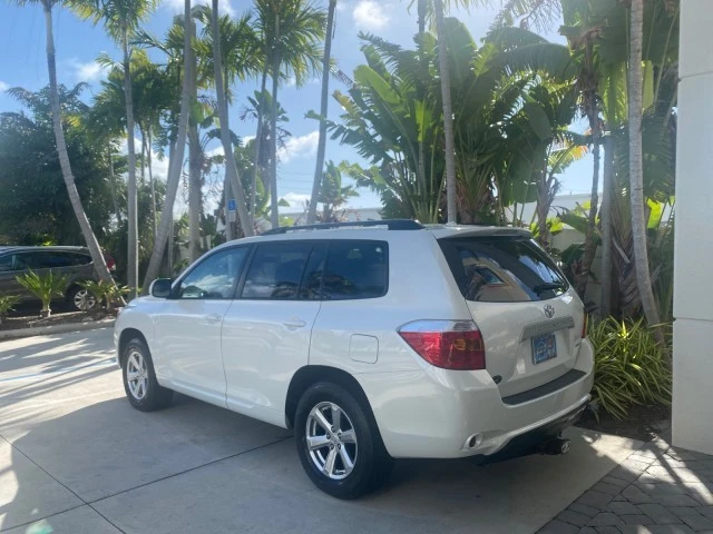 2010 Toyota Highlander - Image 6 of 21