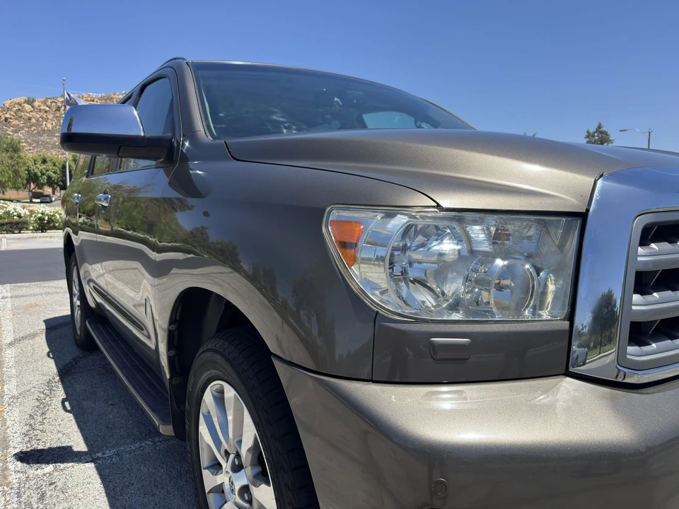 2010 Toyota Sequoia 2nd Gen - Image 15 of 31