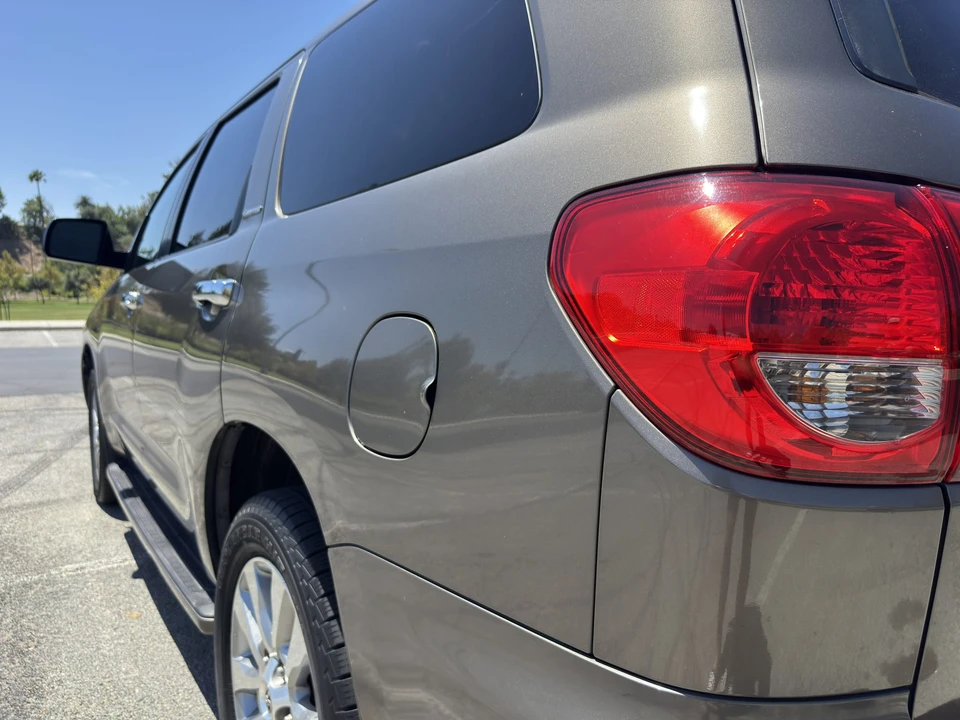 2010 Toyota Sequoia 2nd Gen - Image 22 of 31