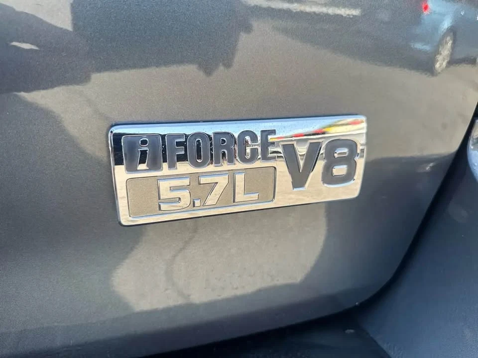 2010 Toyota Sequoia 2nd Gen - Image 9 of 17