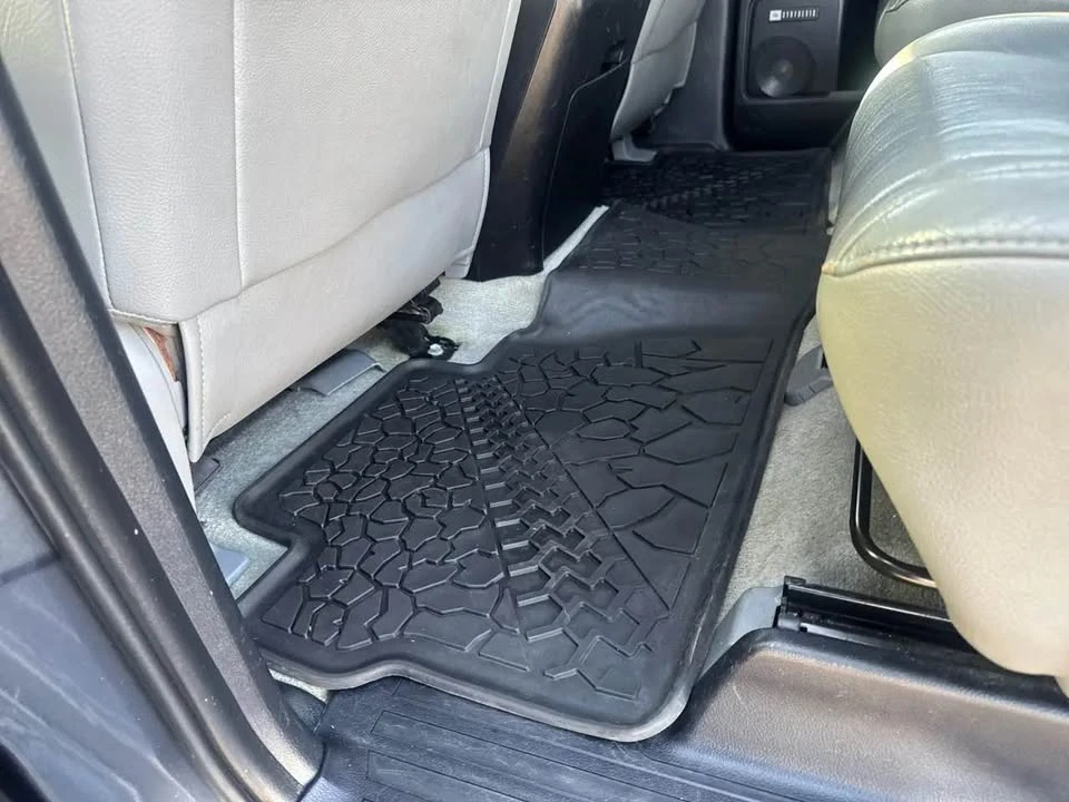 2010 Toyota Sequoia 2nd Gen - Image 14 of 17