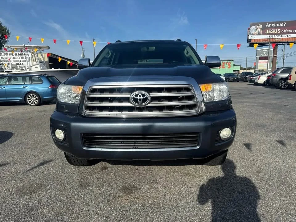 2010 Toyota Sequoia 2nd Gen - Image 4 of 17