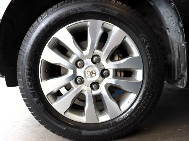 2010 Toyota Sequoia 2nd Gen - Image 20 of 21