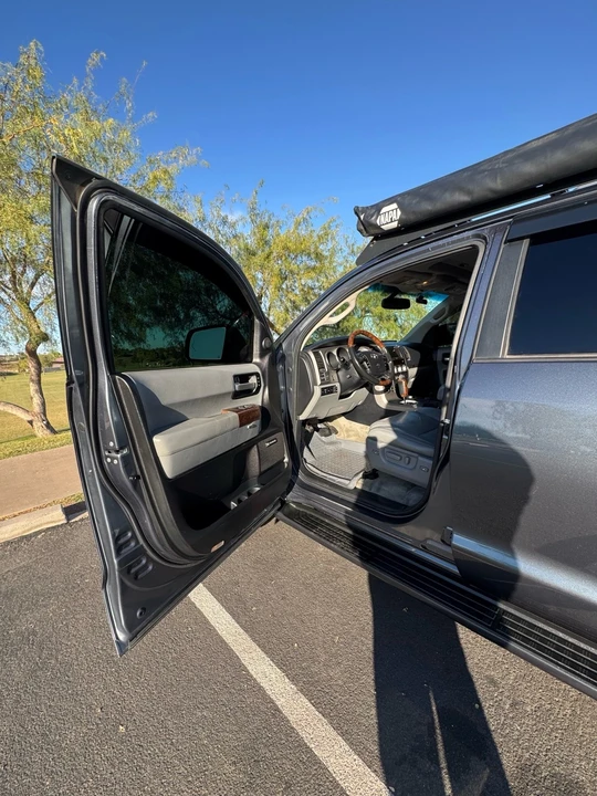 2010 Toyota Sequoia 2nd Gen - Image 7 of 18