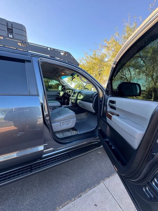 2010 Toyota Sequoia 2nd Gen - Image 8 of 18
