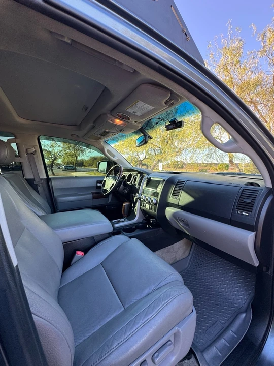 2010 Toyota Sequoia 2nd Gen - Image 10 of 18