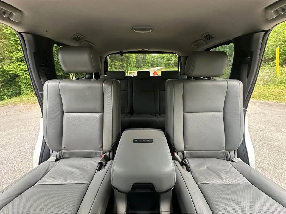 2010 Toyota Sequoia 2nd Gen - Image 18 of 20