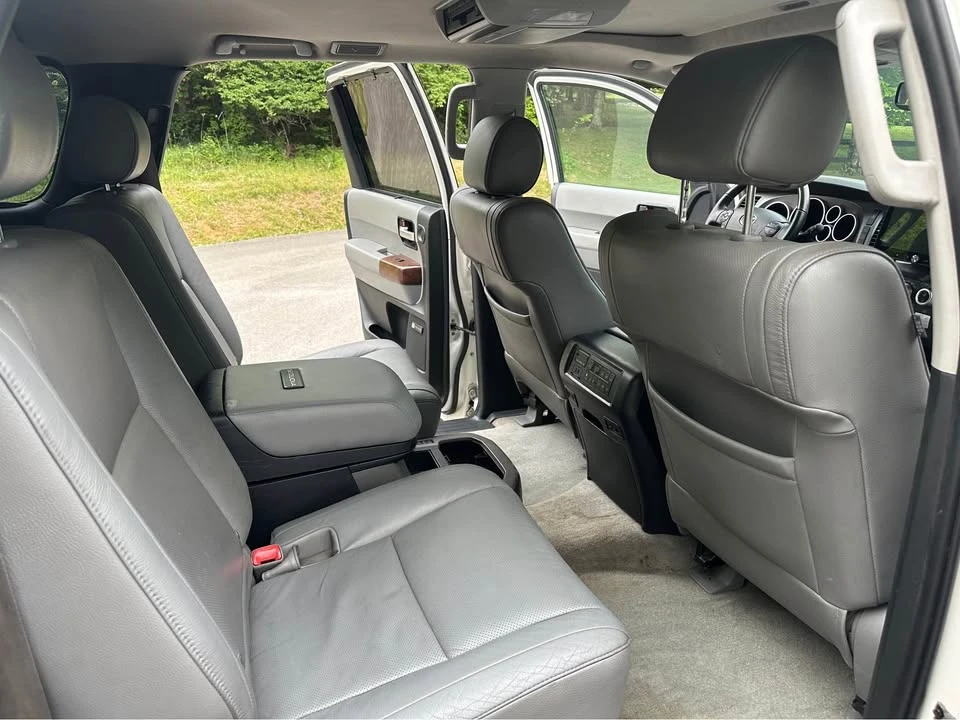 2010 Toyota Sequoia 2nd Gen - Image 12 of 20