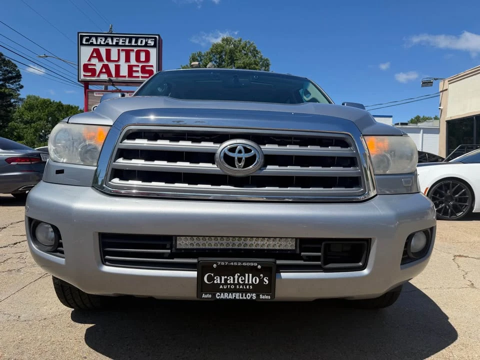 2010 Toyota Sequoia 2nd Gen - Image 5 of 20