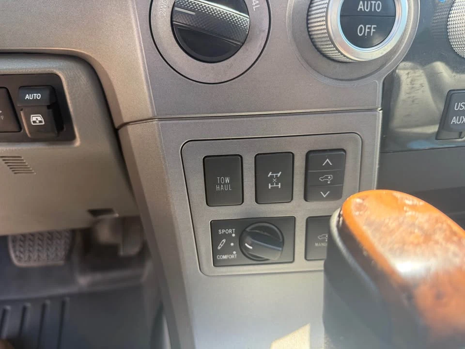 2010 Toyota Sequoia 2nd Gen - Image 19 of 20