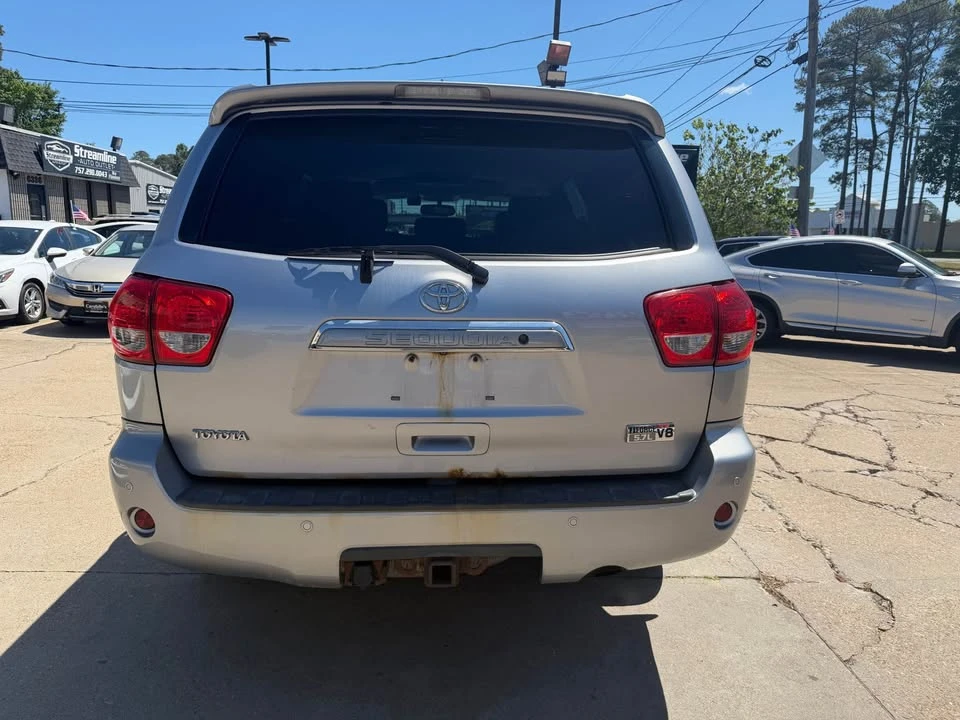 2010 Toyota Sequoia 2nd Gen - Image 7 of 20