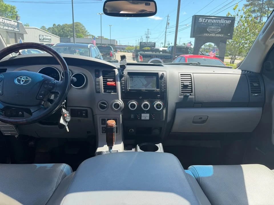 2010 Toyota Sequoia 2nd Gen - Image 10 of 20