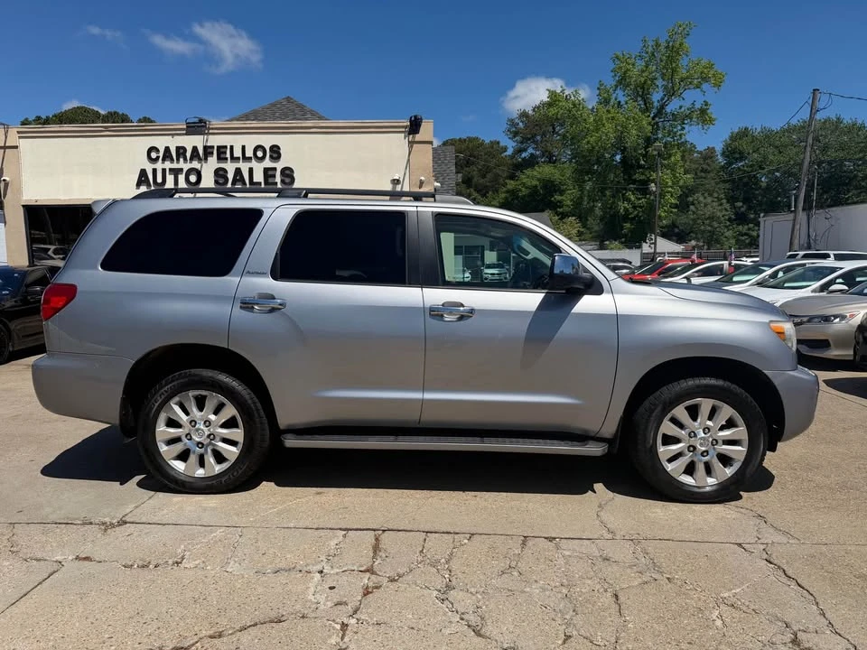 2010 Toyota Sequoia 2nd Gen - Image 3 of 20