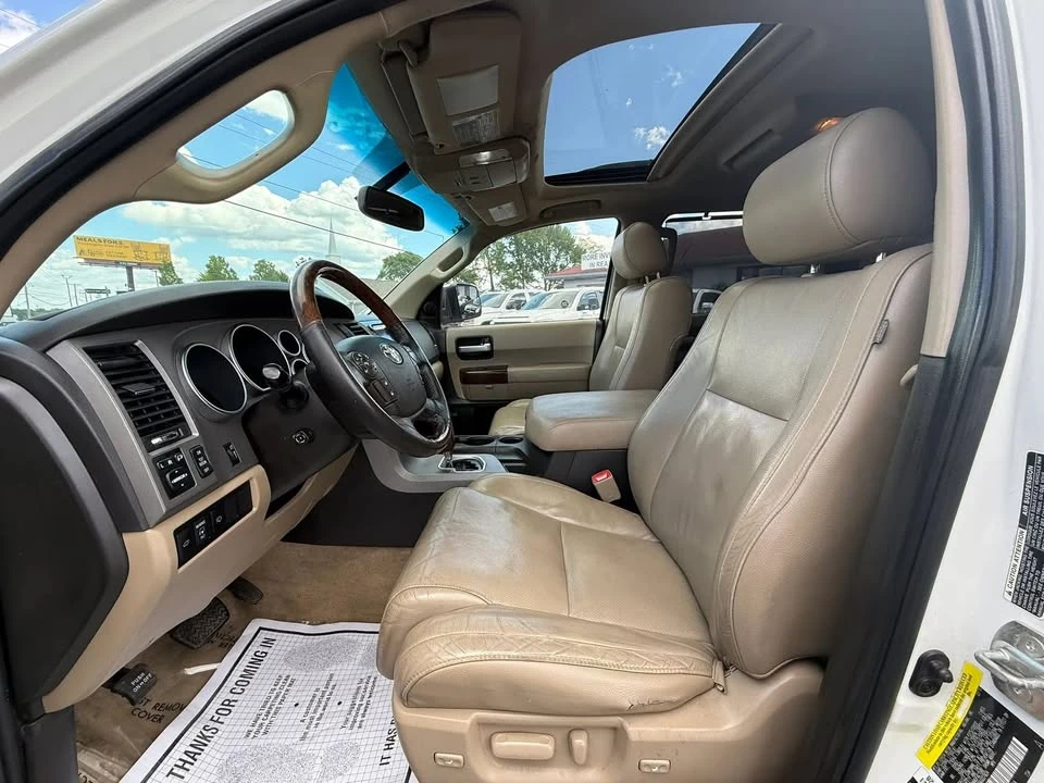 2010 Toyota Sequoia 2nd Gen - Image 9 of 17