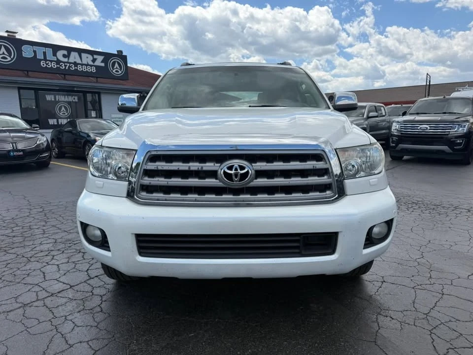 2010 Toyota Sequoia 2nd Gen - Image 8 of 17