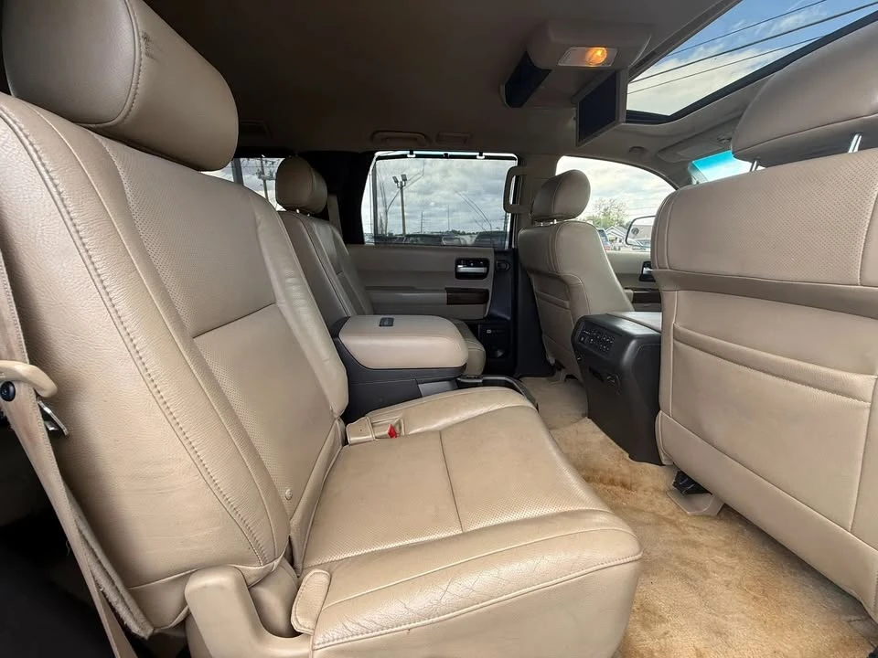 2010 Toyota Sequoia 2nd Gen - Image 15 of 17