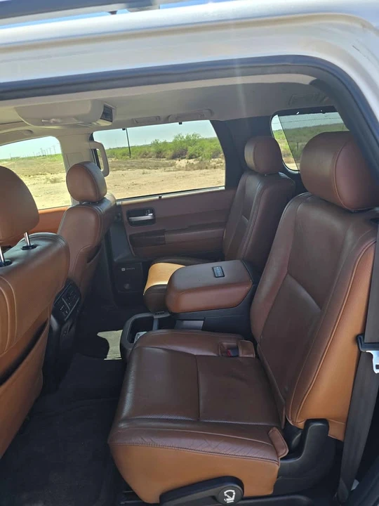 2010 Toyota Sequoia 2nd Gen - Image 8 of 13