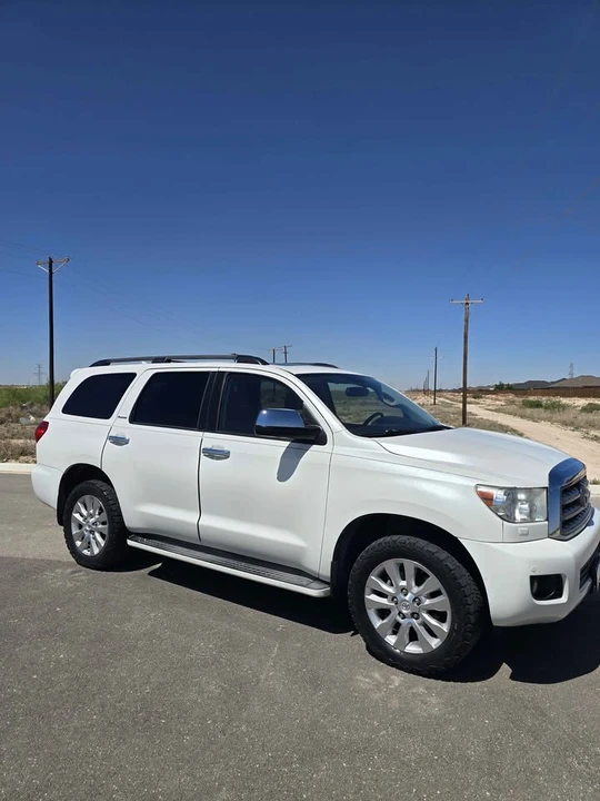 2010 Toyota Sequoia 2nd Gen - Image 3 of 13