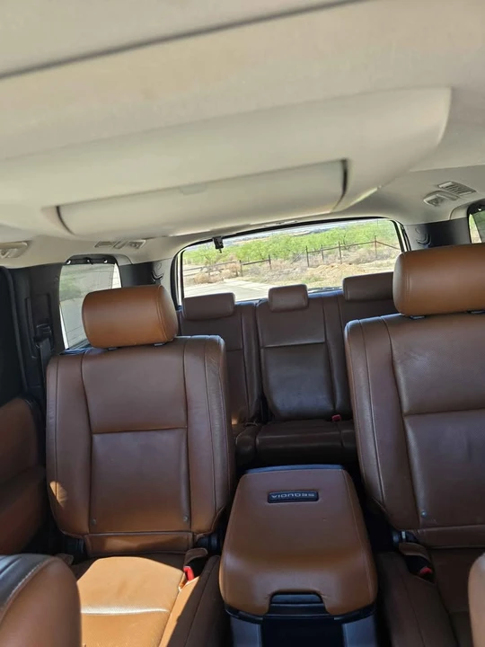 2010 Toyota Sequoia 2nd Gen - Image 10 of 13
