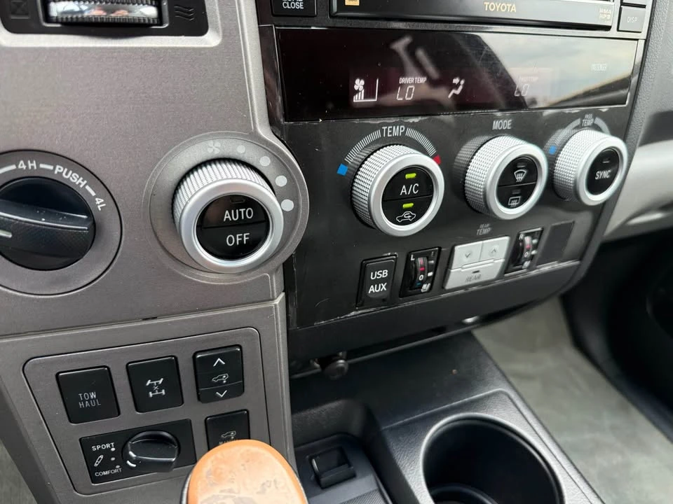 2010 Toyota Sequoia 2nd Gen - Image 18 of 19