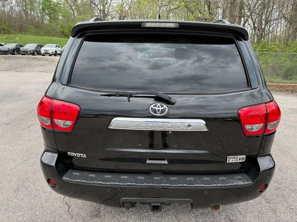 2010 Toyota Sequoia 2nd Gen - Image 4 of 19