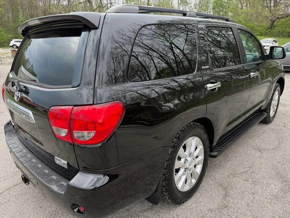 2010 Toyota Sequoia 2nd Gen - Image 5 of 19