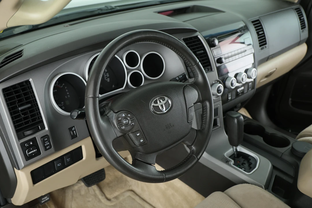 2010 Toyota Sequoia 2nd Gen - Image 29 of 31