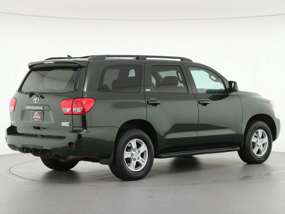 2010 Toyota Sequoia 2nd Gen - Image 11 of 31