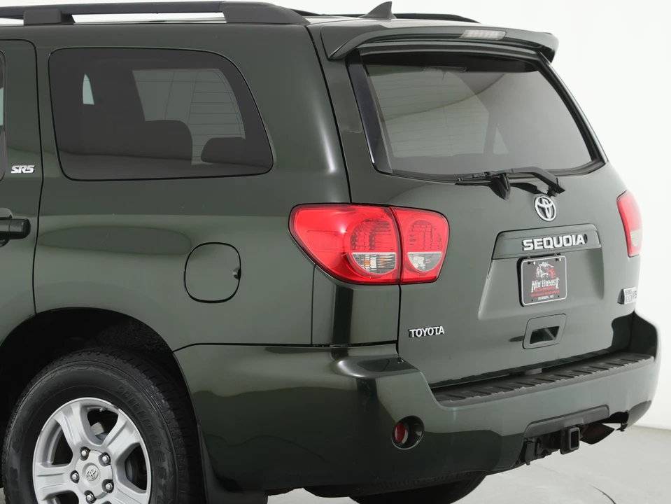 2010 Toyota Sequoia 2nd Gen - Image 20 of 31