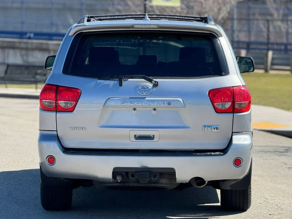 2010 Toyota Sequoia 2nd Gen - Image 8 of 20