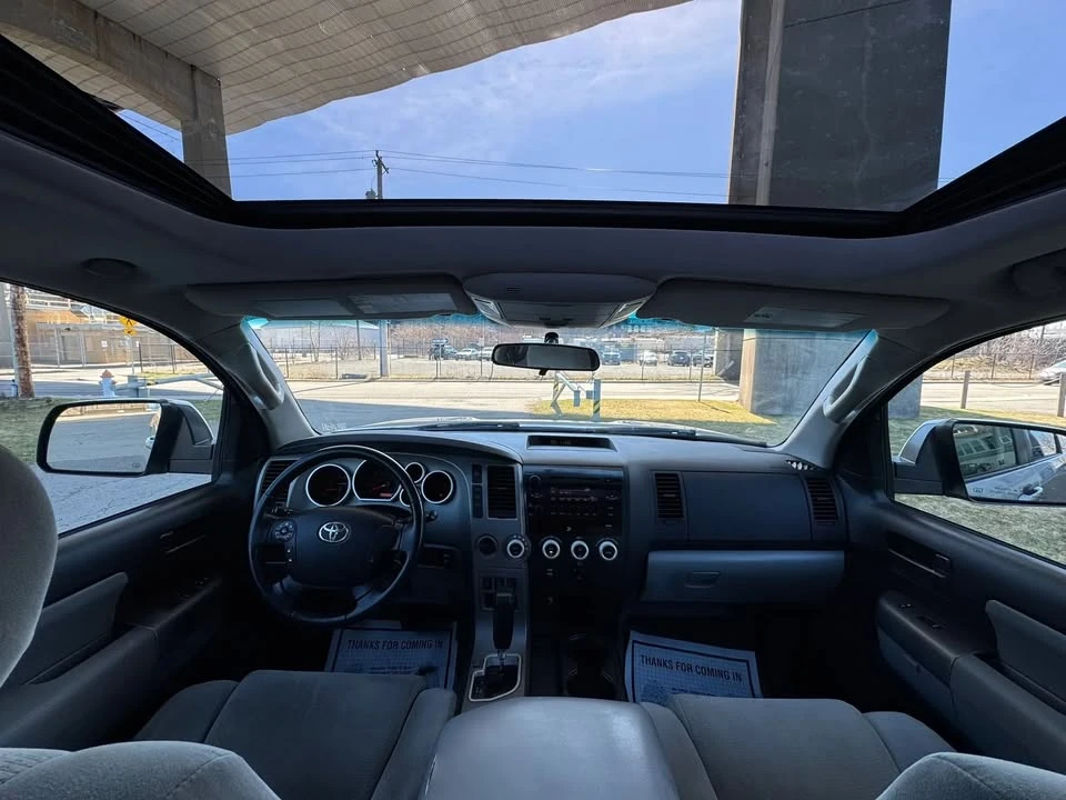 2010 Toyota Sequoia 2nd Gen - Image 18 of 20
