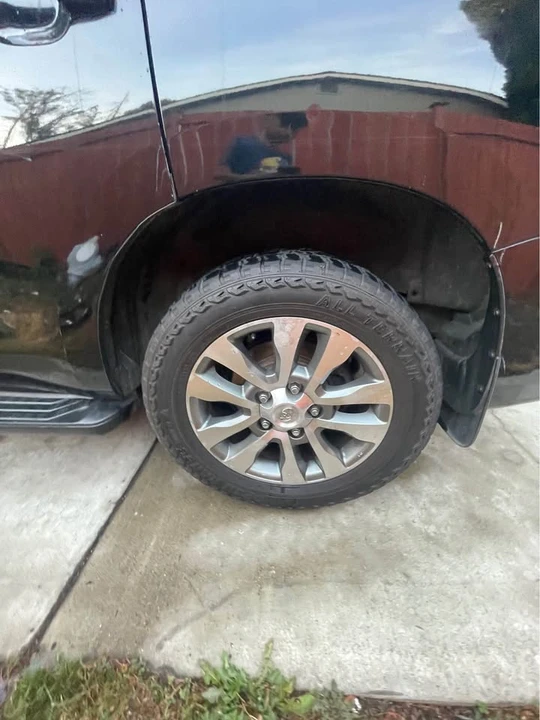 2010 Toyota Sequoia 2nd Gen - Image 14 of 15