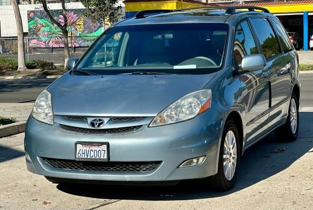 2010 Toyota Sienna 2nd Gen - Image 6 of 21