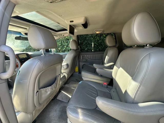 2010 Toyota Sienna 2nd Gen - Image 20 of 21