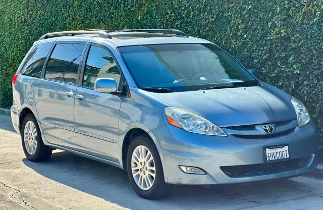 2010 Toyota Sienna 2nd Gen - Image 13 of 21