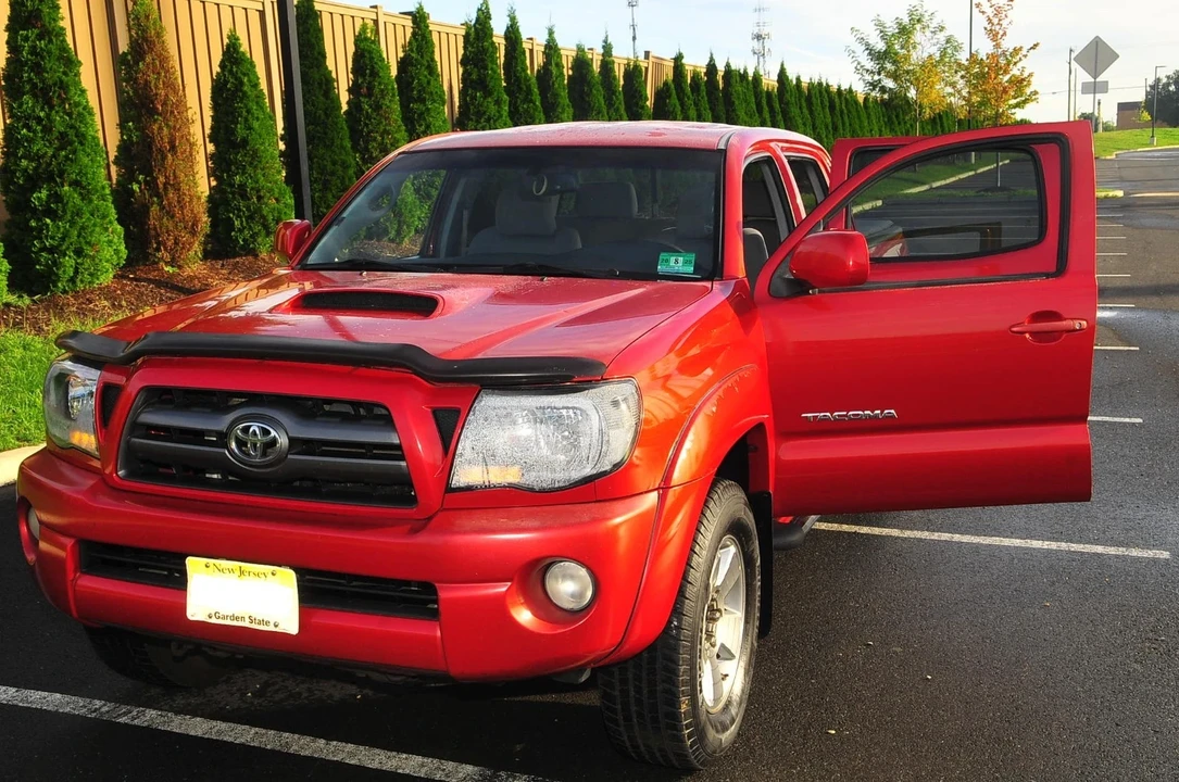 2010 Toyota Tacoma 2nd Gen - Image 4 of 21