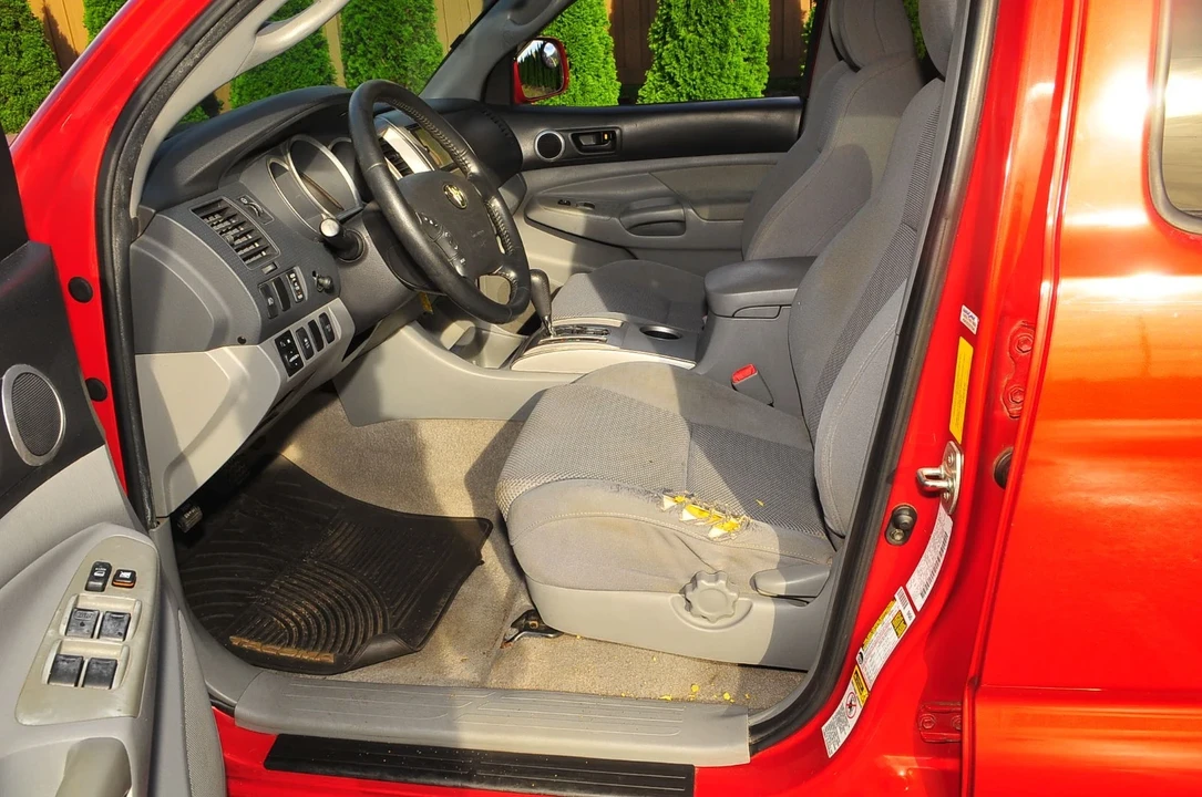 2010 Toyota Tacoma 2nd Gen - Image 9 of 21