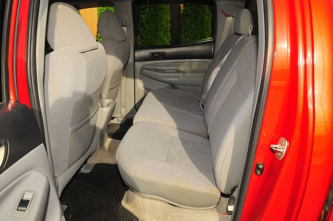 2010 Toyota Tacoma 2nd Gen - Image 12 of 21