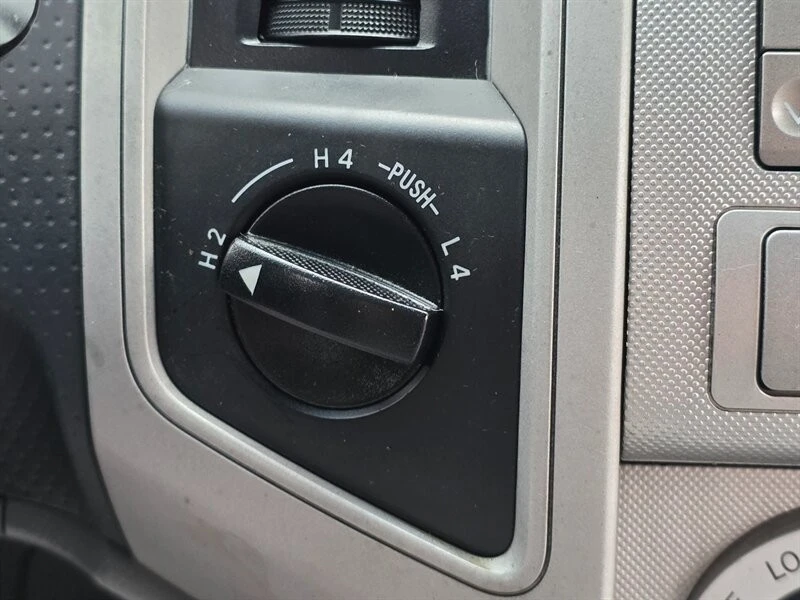 2010 Toyota Tacoma 2nd Gen - Image 18 of 21