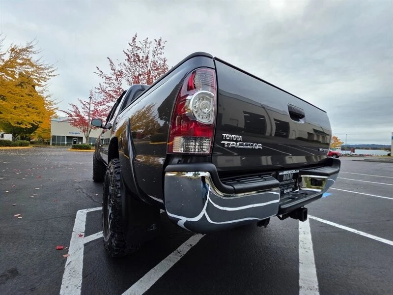 2010 Toyota Tacoma 2nd Gen - Image 11 of 21