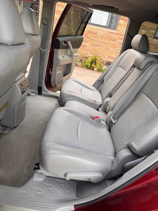 2010 Toyota Highlander - Image 5 of 11
