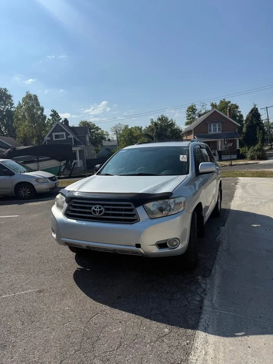 2010 Toyota Highlander - Image 3 of 14