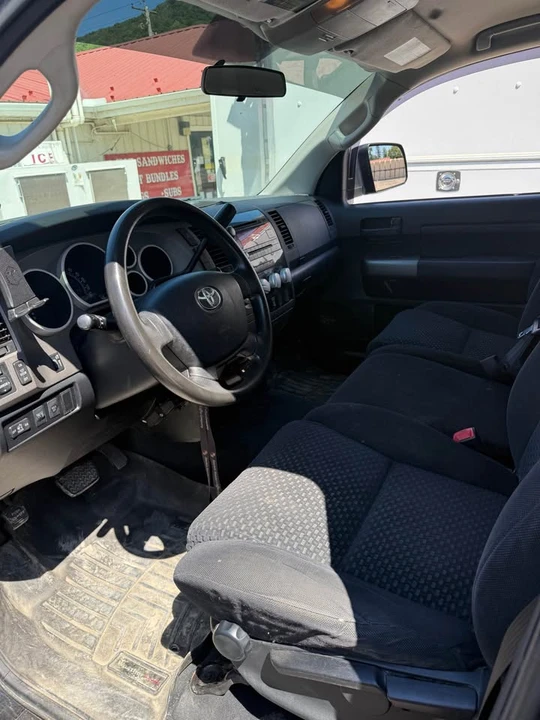 2010 Toyota Tundra 2nd Gen - Image 6 of 7