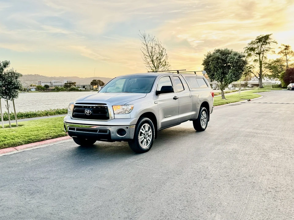 2010 Toyota Tundra 2nd Gen - Image 7 of 31