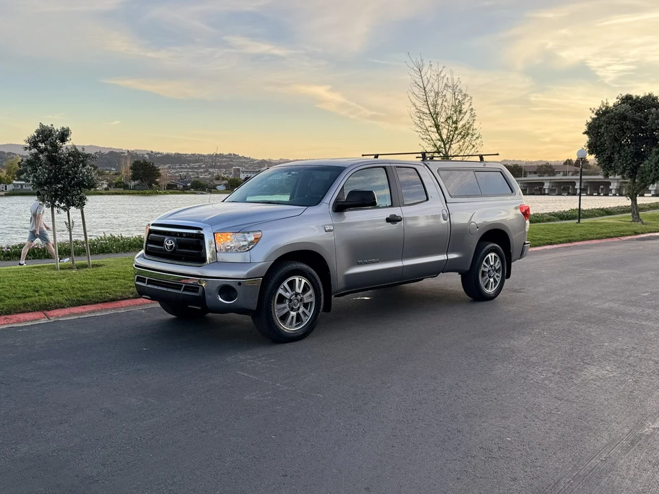 2010 Toyota Tundra 2nd Gen - Image 4 of 31