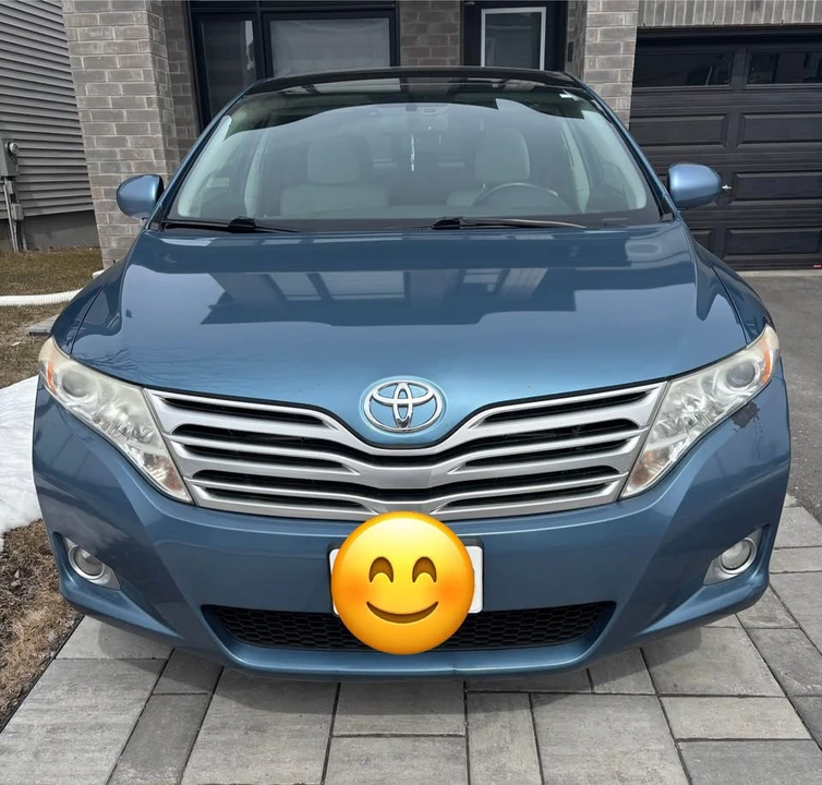 2010 Toyota Venza - Image 2 of 8