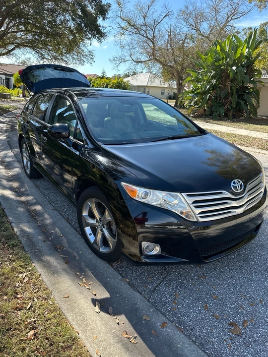2010 Toyota Venza - Image 9 of 21