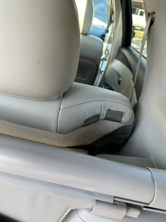 2010 Toyota Venza - Image 14 of 21