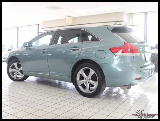 2010 Toyota Venza - Image 7 of 12